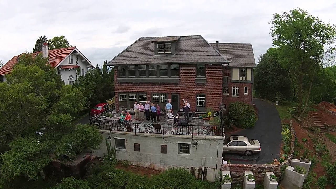 Steve&rsquo;s house rear zoom in best of videos - YouTube