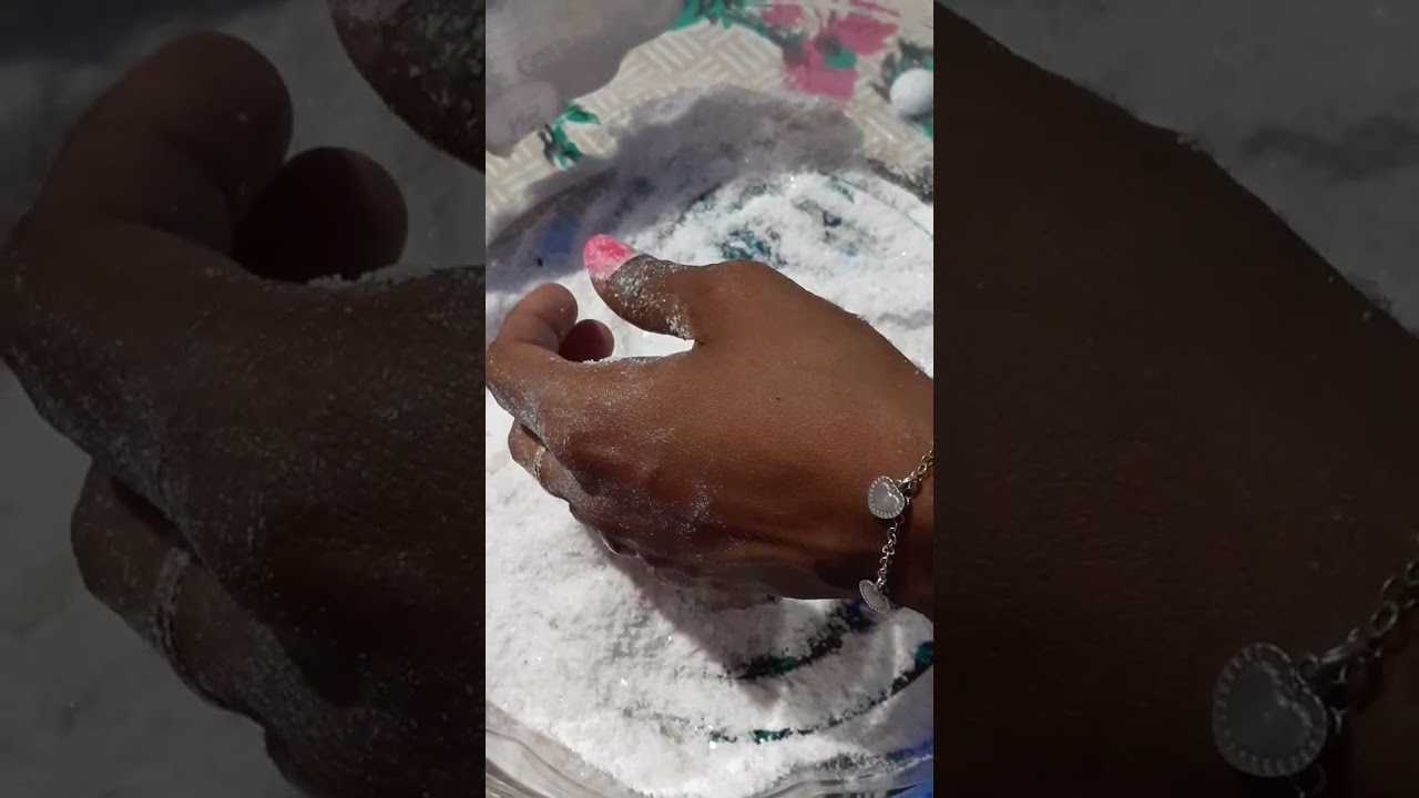 Some powder play @#satisfyingmothball