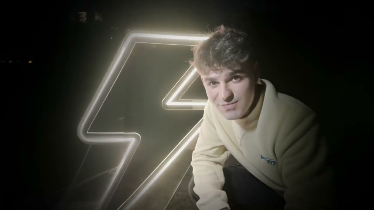 Watch Max Sarre - Aftershock (Official Visualiser) on YouTube Watch Max Sarre - Aftershock (Official Visualiser) on YouTube