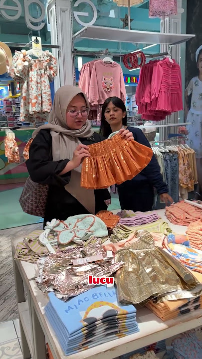 BUNDA BORONG BAJU BUAT LEXIE LEIKA, BELI BAJU KARAKTER KUPU-KUPI LUCU BANGET 😍 #shorts #dienafitri