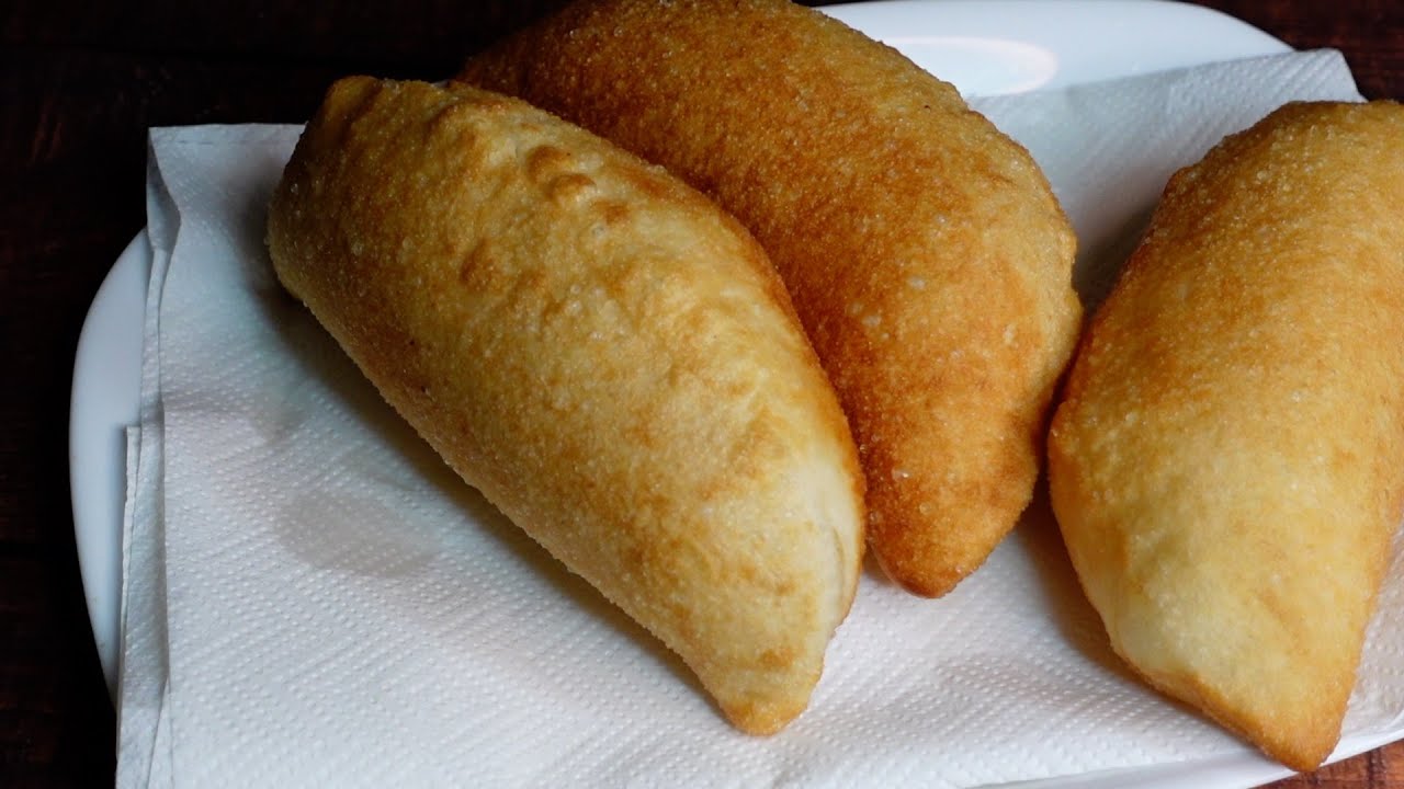 Calzoni/Panzerotti PUGLIESI POMODORO E MOZZARELLA  NON SI APRONO IN COTTURA Ricetta della NONNA