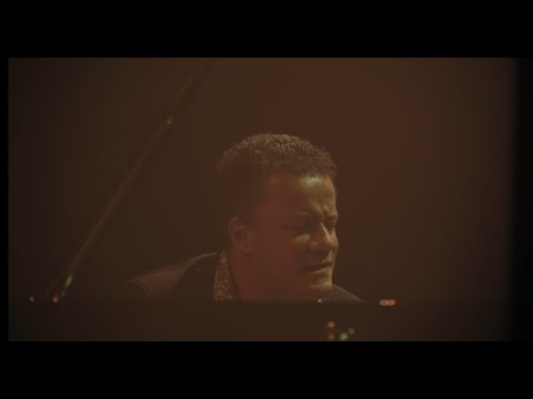 Jacky Terrasson Trio : Kiss Jeannette for me