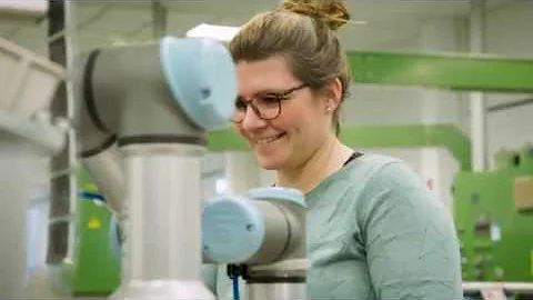 Collaborative robots at Albrecht Jung GmbH