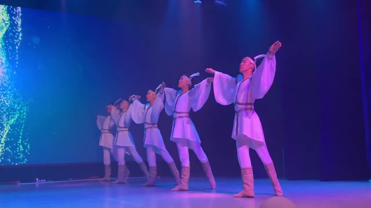Народный танцевальный ансамбль "Өркөн" - Кыталык - YouTube