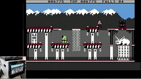 Atari 8-bit, 130XE PAL, UAV, SIO2SD, S-video.