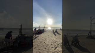 Suasana Sore Hari Di Pantai Petitenget