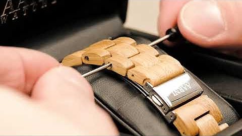 Adjusting the band length of your Aarni Watch