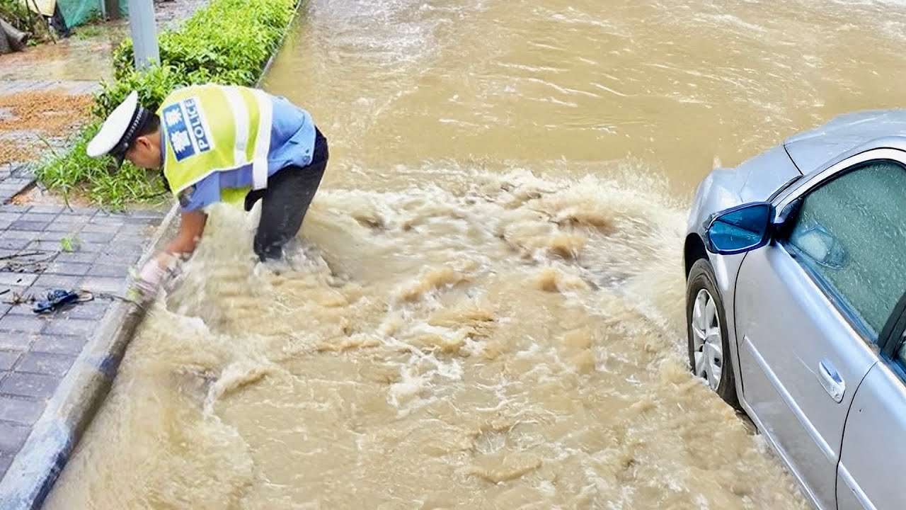Epic Drainage Unclogging a Street After a Heavy Rain - YouTube