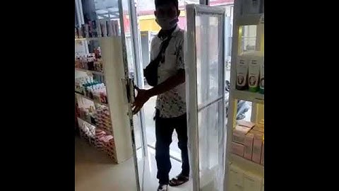 BELLE COSMETICS STORE with Our EAS anti-theft system ES0018 AM 58 KHZ