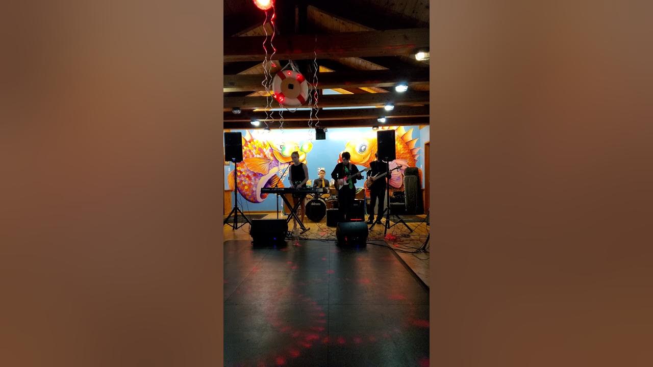 The Chorduroys "Stuck in the Middle" ICM Restaurant, Florence OR