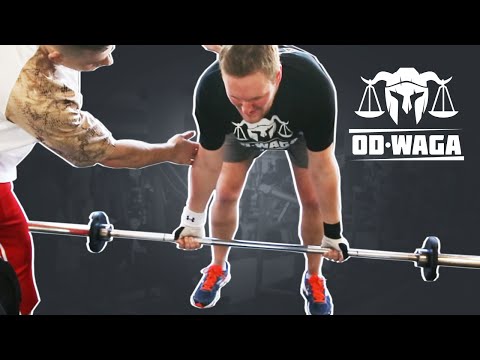 Jak poprawnie wykonać wiosłowanie sztangą z podchwytem