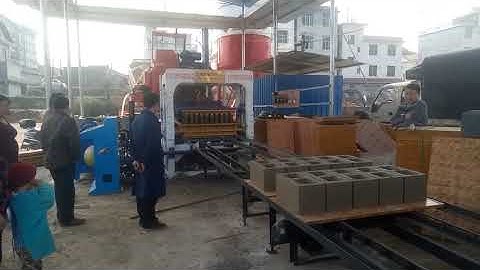 The Production Process of Hollow Blocks by NP QT5-15 Block and Brick Making Machine