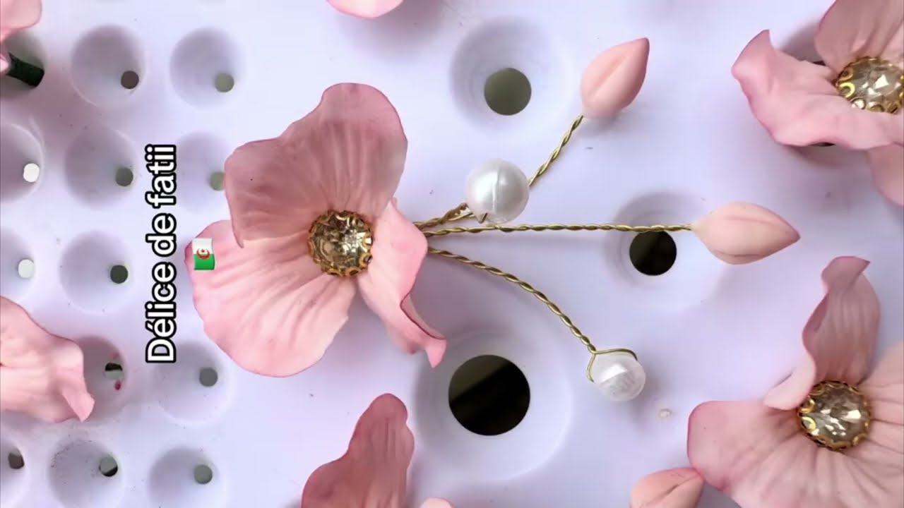 ورود جميلة جدا لتزيين الكعيكعات  سهلة وديمونا شباب 