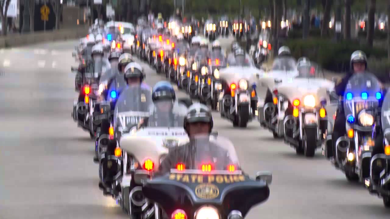 Cuomo drives motorcycle during 9/11 memorial ride