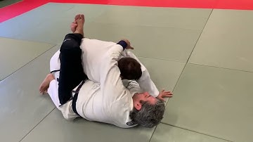 Closedguard with Octavio Couto.