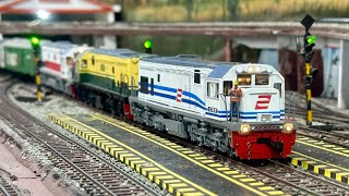 Unboxing & Merakit Kereta api CC201 WnB Logo Z Perumka Lansung Triple Traksi gerbong super panjang