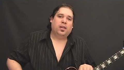 Tapping Guitar Lesson - Guitar Tapping Arpeggio with String Skipping in E7