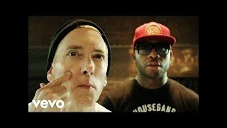 Eminem   Berzerk  Video Explicit Resimi