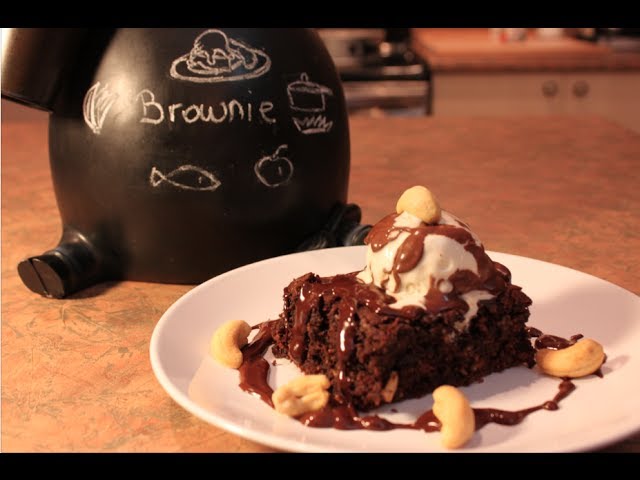 BROWNIE (BOLO CROCANTE DE CHOCOLATE) COZINHA FÁCIL