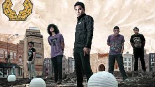 Video thumbnail of "Awan Band - Roda Khayalan"