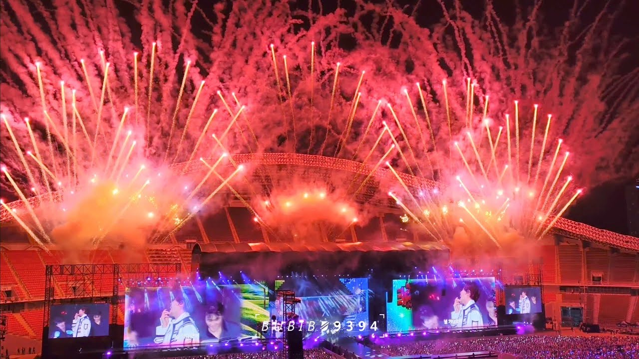 250817 Moonlight ~ Hello Future - THE DREAM SHOW 4 BANGKOK : DREAM THE FUTURE