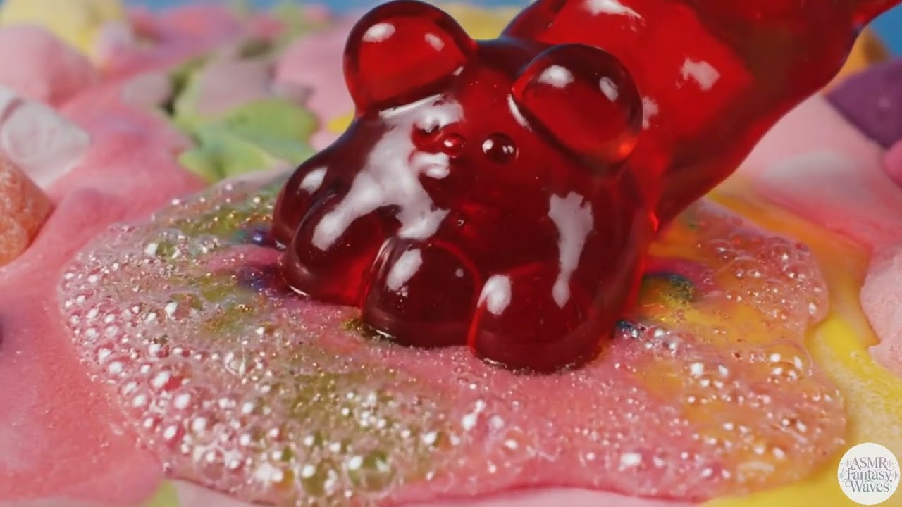 GIANT JELLY BEAR MONSTER vs CANDY CITY 🍬 ASMR Destruction & Squishy Sounds