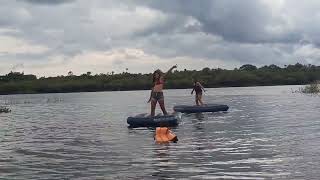 Minha Irmã E Prima Tomando Banho De Rio No Colchão Inflável Em Santa Maria Do Mamuriacá -Nhamundá
