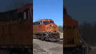 Tier 4 leader on BNSF freight LINGAL, Agency, IA #bnsf #mixedfreighttrains #et44c4 #agency