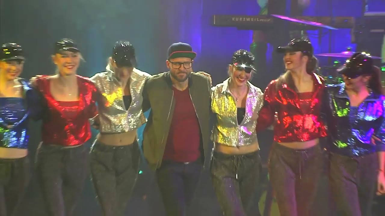 Mark Forster - Chöre Weihnachtssingen 2017 im Steintor Halle/Saale