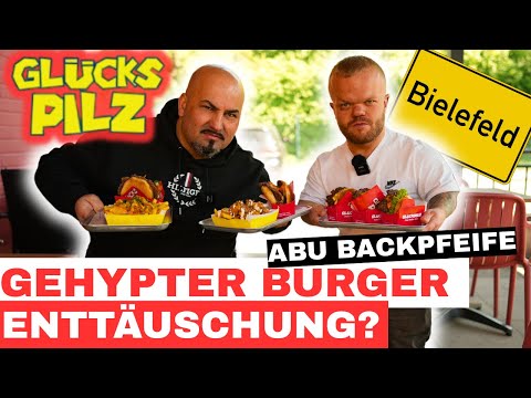 Lucky guy in the check-does the burger live up to the marketing promise? With @theerikson in Biel...