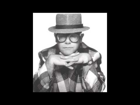7. Funeral For A Friend/Love Lies Bleeding (Elton John-Live In Auburn Hills: 10/12/1988)