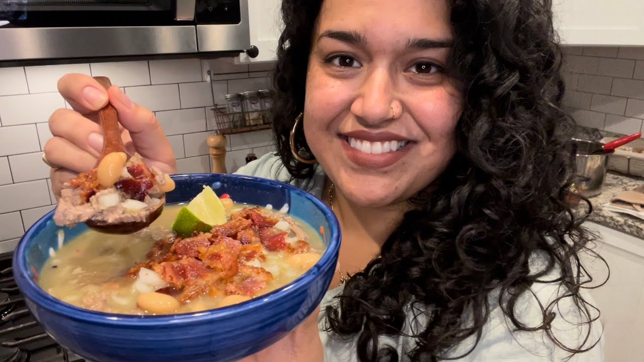 BEEF, BEANS & BACON? Its Soup Season! Carne en Su Jugo YouTube