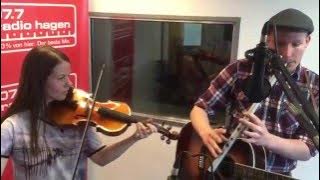 THE O'REILLY'S & THE PADDYHATS - Barrels of Whiskey - unplugged @ 107.7 Radio Hagen