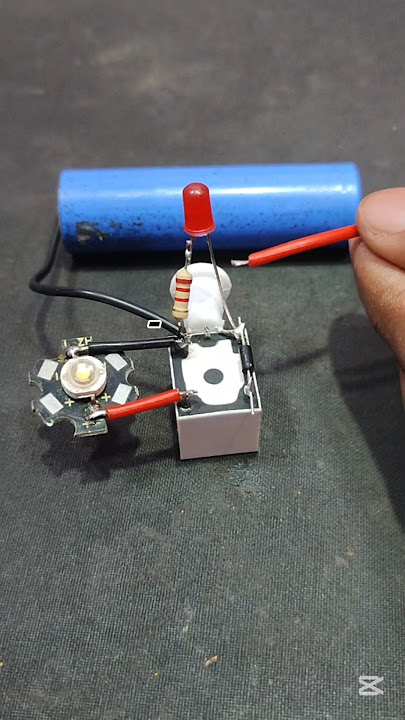 Diy Auto-On Emergency Light 😱✅ #shorts #experiment #project #amazing_inventions #ideas #diy