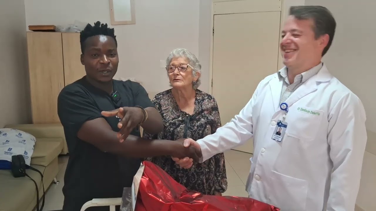 Nózio recebe visita inesperada no hospital com surpresas