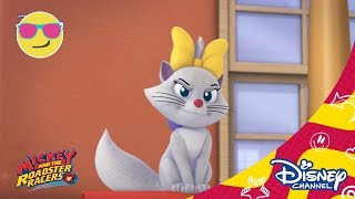 Мики И Приятели Състезатели - Веселите Помагачи И Спасяването На Котето Само По Дисни Чанъл