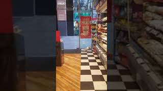 Eis que estou com fome e sem dinheiro 😂