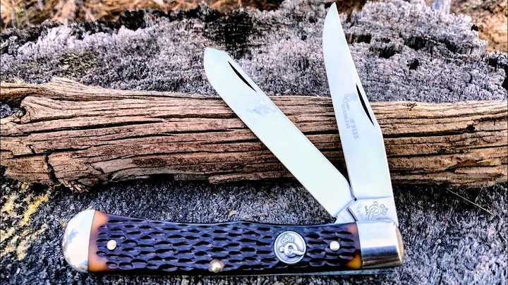 1990's ~ Queen #19 Trapper Chipped Bark Delrin ~ Some of the best looking Delrin I have seen