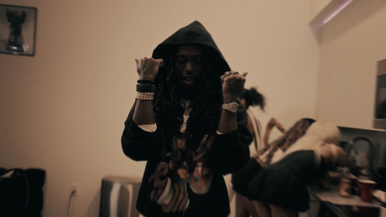 Assista a DaBoii - Pull Up (Official Video) no YouTube Assista a DaBoii - Pull Up (Official Video) no YouTube