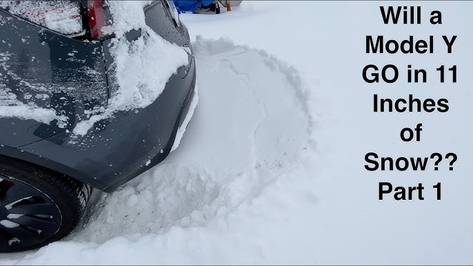 How does the Tesla Model Y handle in HEAVY SNOW? 