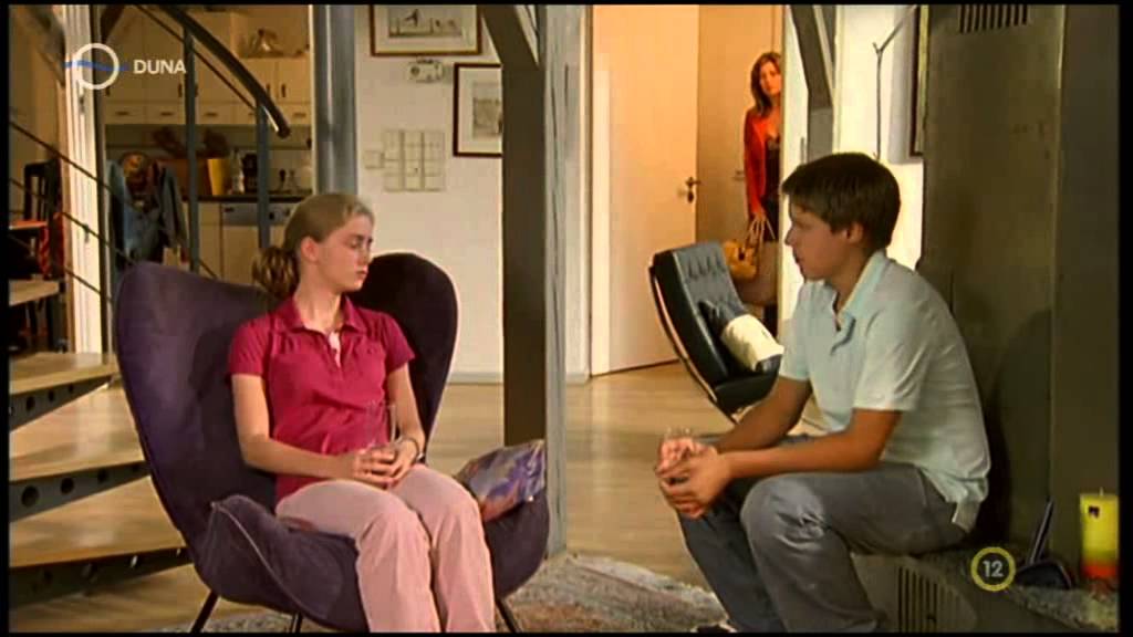 Unser Charly Charly Majom A Csaladban S12e11 Youtube