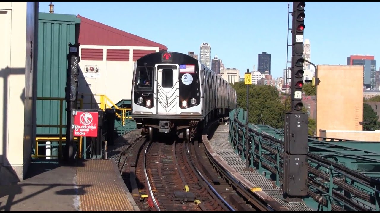 R160B Q Train Arriving at Queensboro Plaza - YouTube