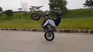 Story WA kekinian! Freestyle Kawasaki DTracker