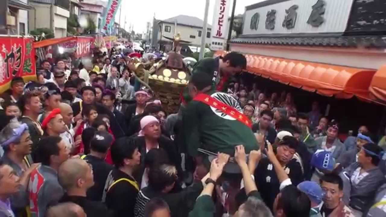 平成27年 流山 大杉神社 祭礼  宮入り 本社大神輿渡御です。