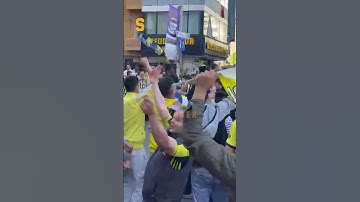 Thumbnail of #Fenerbahçe taraftarı, maç öncesi "Dilber Ay - Tavukları Pişirmişem" şarkısını söyledi #keşfet #fypシ