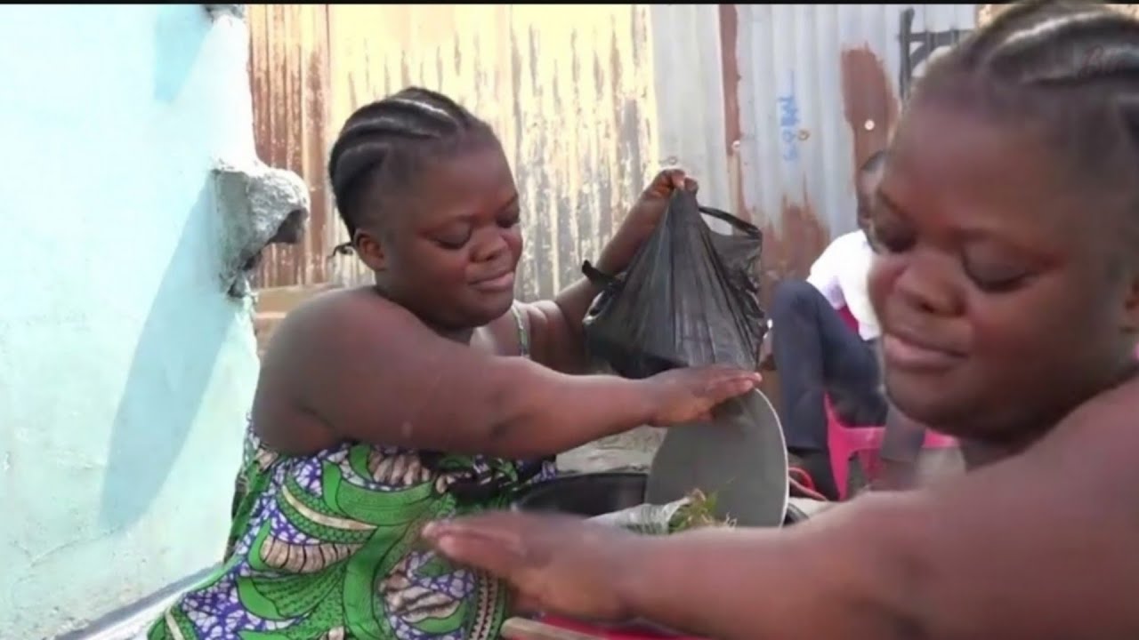 AÏCHA : LA VIE A KIN, La nature fait les hommes semblables, la vie les rend différents...