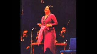 يوم ما تسعدني بقربك ..ألاقي كل الناس أحباب