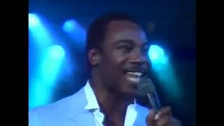 George Benson - Kisses in The Moonlight  [live, studio] [1986] sounds better