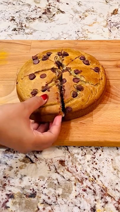 Banana cake recipe | Chocolate Chips Banana Cake👌💫😍#shorts #viral #recipe #youtubeshorts