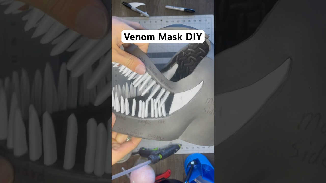 Venom mask DIY! #Venom #EVAfoam #Cosplay #DIY #FoamCraft #Marvel #Symbiote #Crafting #CosplayLife